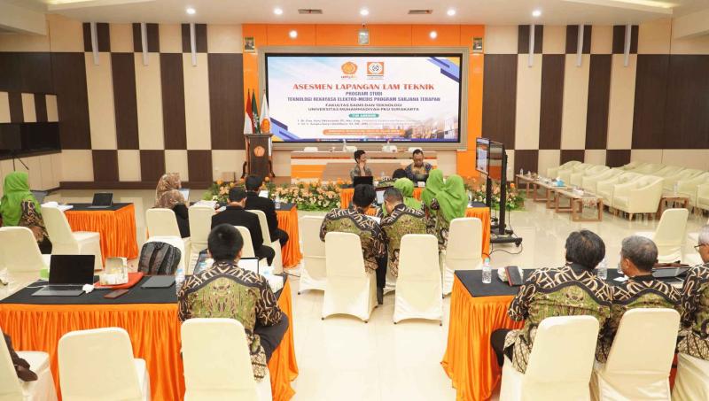 Asesmen Lapangan LAM Teknik di Prodi Teknologi Rekayasa Elektromedis UMPKU Surakarta Berjalan Lancar